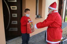 Więcej o: Święty Mikołaj odwiedził dzieci